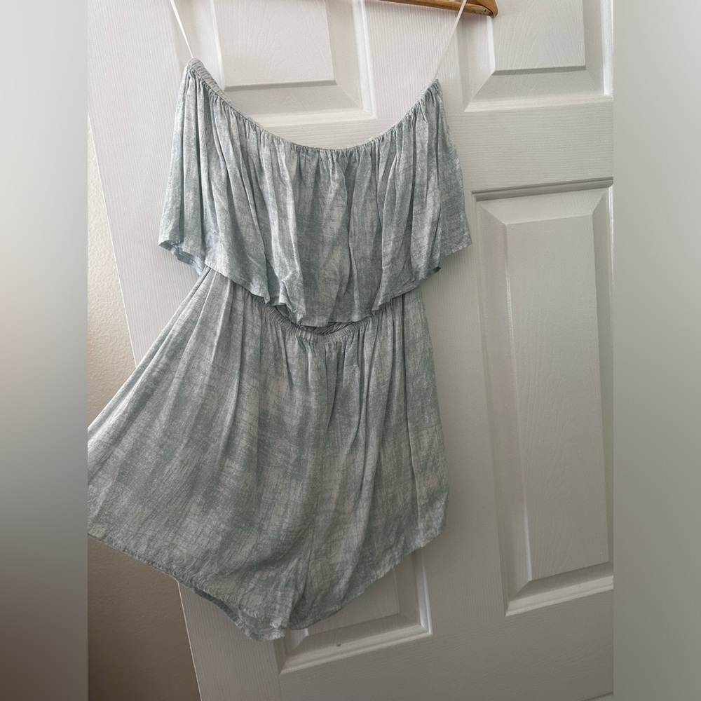 Women’s blue and white strapless romper